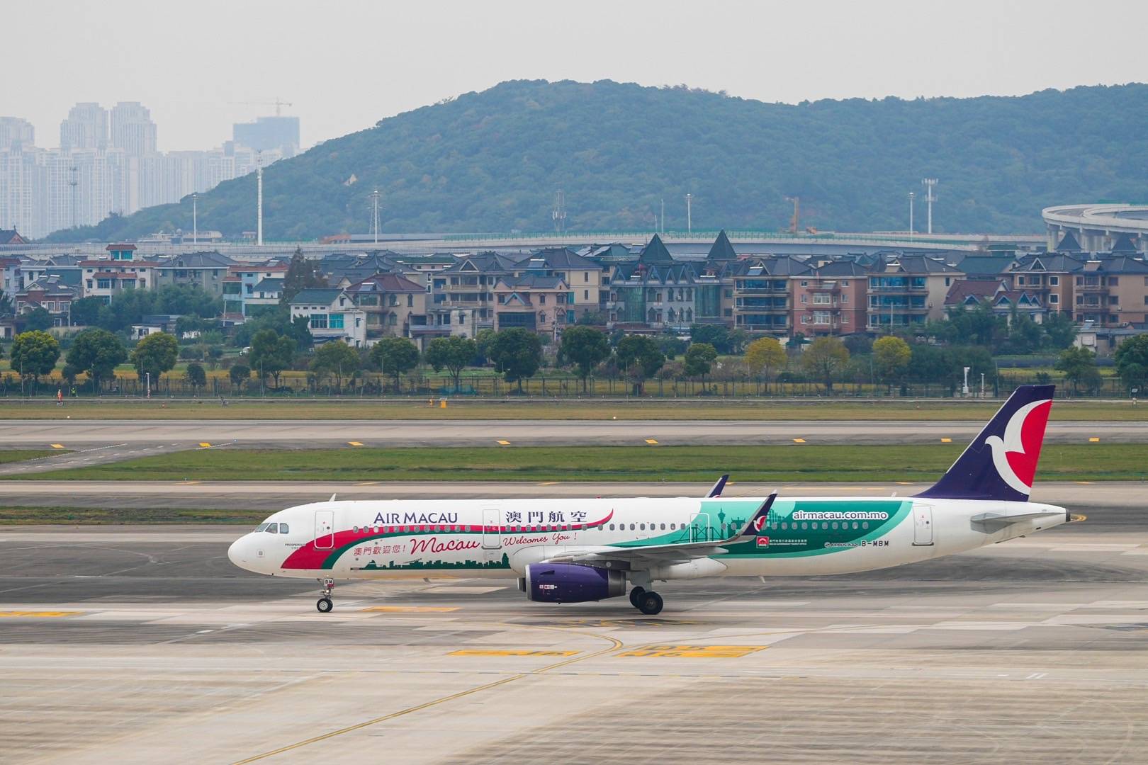 携手浙江大国医、澳门航空万米高空体验中医国粹米乐m6登录入口澳门回归25周年：甘草医生(图11)