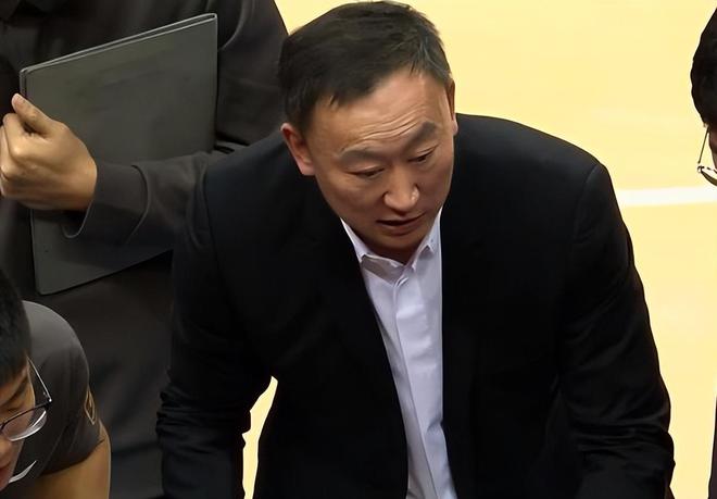 主帅怎么说杨鸣主动揽责刘维伟高情商米乐m6网站辽宁不敌青岛赛后听听